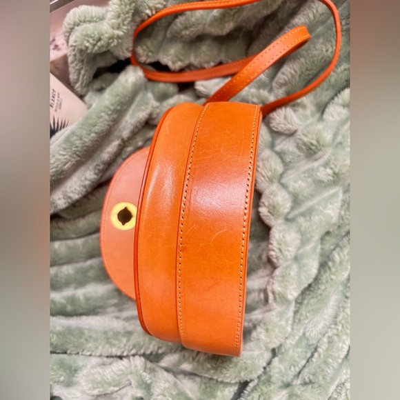 MANSUR GAVRIEL BRANDY VEGETABLE - TANNED LEATHER MINI SADDLE BAG - Picture 7 of 12